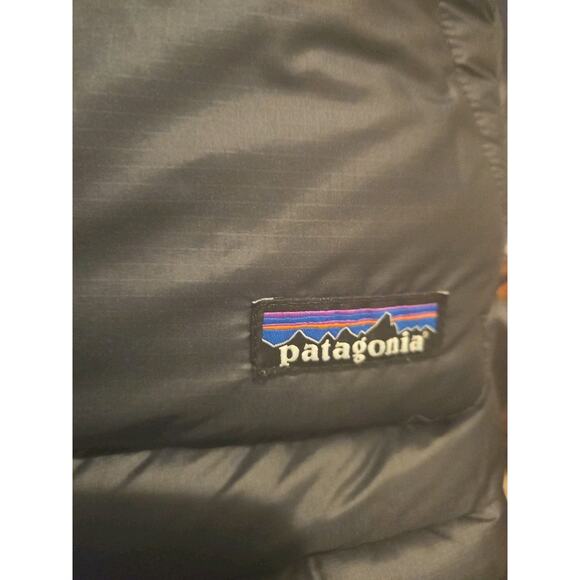 Patagonia Women's Bivy Hooded Vest Smolder Blue Navy/Maroon 27747 Sz Medium EUC - Picture 5 of 13